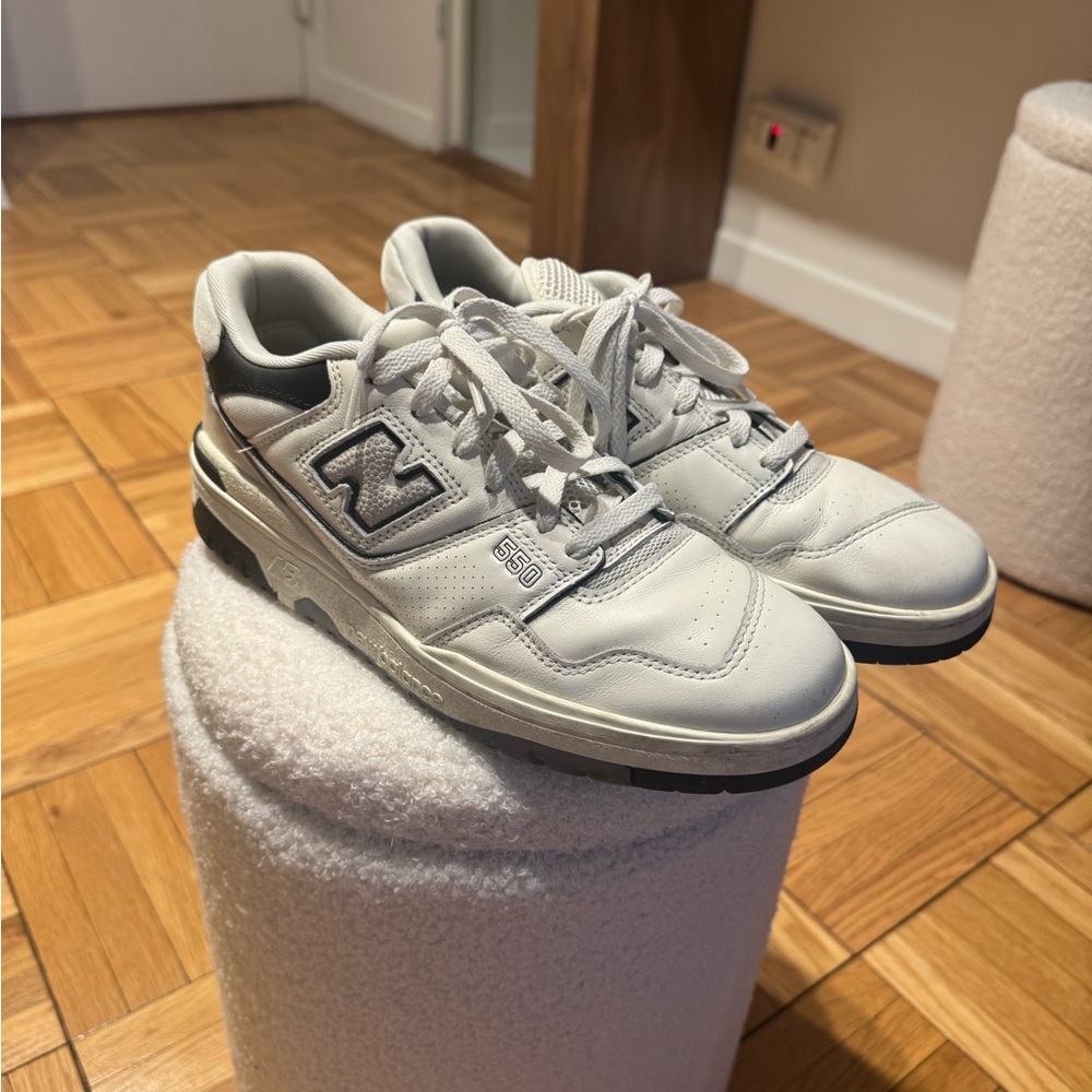 New Balance 550 Cream Black 2022 BB550LWT Size 8.5M